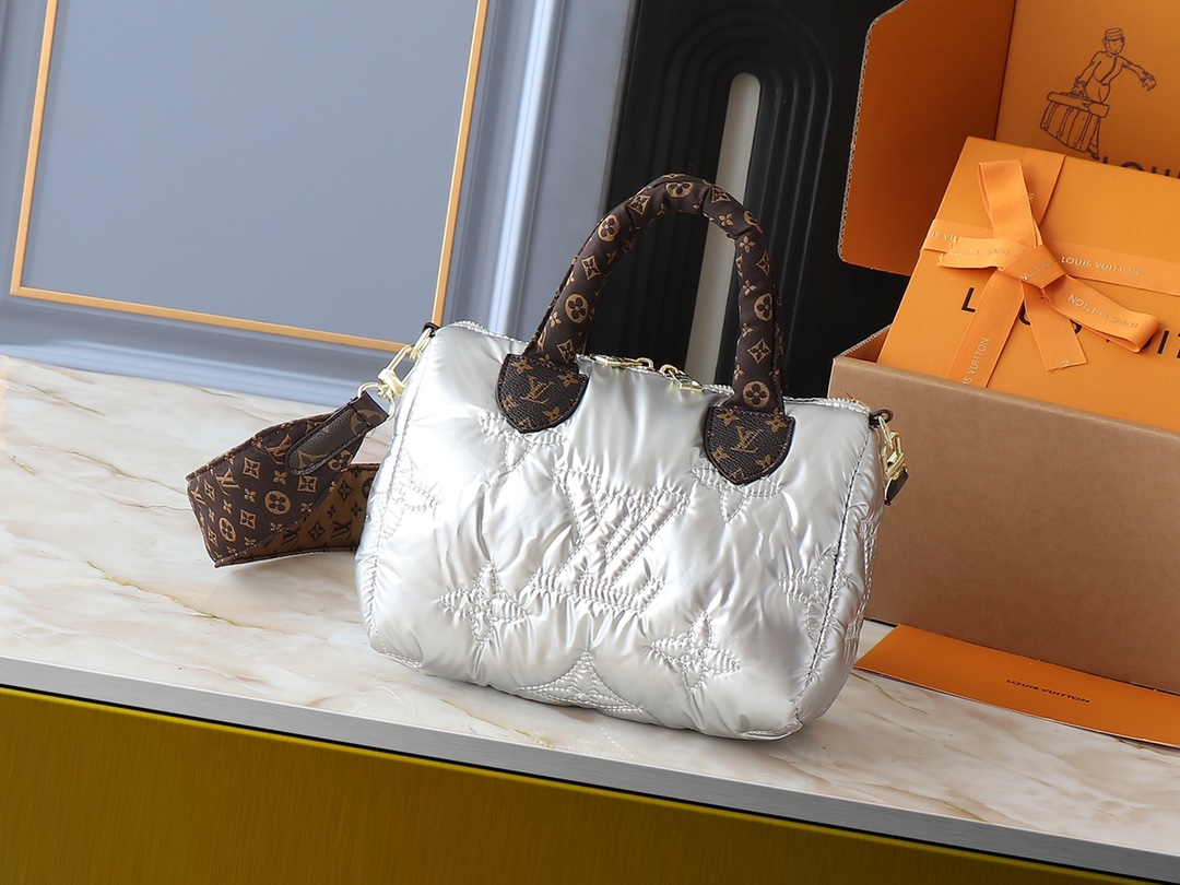 LV Classic Handbag Monogram Canvas Model M23736 Street Style